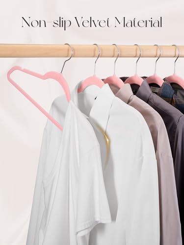 HOUSE DAY Kleiderbügel Samt 20 Stück - Kleiderbügel Platzsparend, Anzugbügel, Dünne Bügel rutschfest Hosenbügel 360° Drehbarer Haken breit kleiderbügel Schwere Samtbügel für Kleider - Rosa