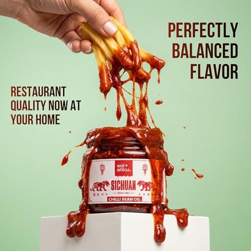 Image of Eat Atlas Japan Crispy Chunky Chilli Oil with Turkish Lavash Sesame Chips Combo, Slow Infused Chilli Garlic, No Preservatives, 200g + 100g