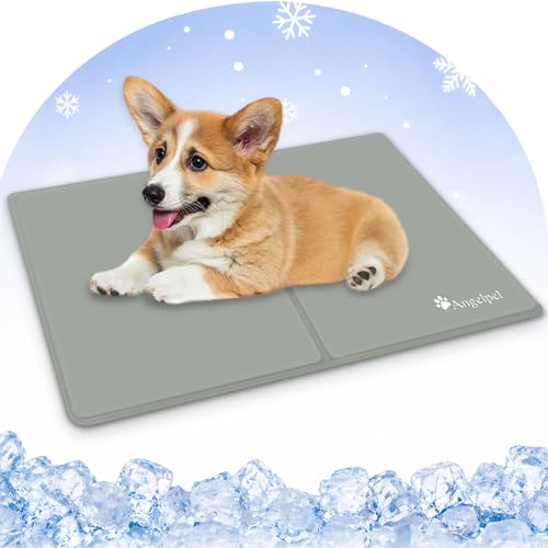 Angelpet ペット ひんやりマット【ペット専門家監修】犬 猫 夏用 クールマット 冷感ジェル 冷却マット ひんやりシート 暑さ対策 水・電気・冷蔵不要 折りたたみ 持ち運び 多用途 小中大型犬対応 65*50cm グレーの商品画像（Amazon）