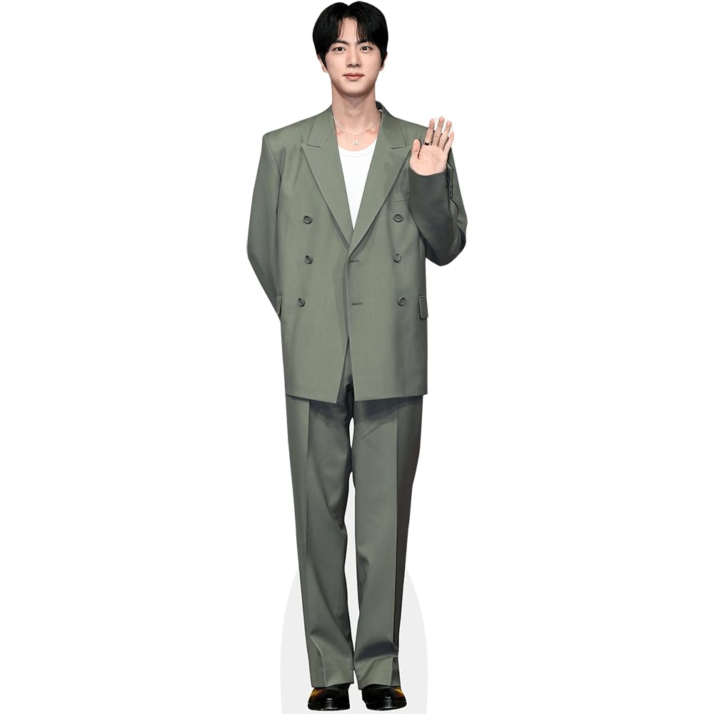 Figura de cartón de Jin (Green Suit) a tamaño Real – Decoración para Fiestas, cumpleaños y photocall – Soporte Plegable Incluido