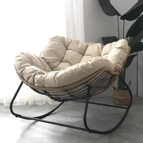 Chaise à bascule d'extérieur en rotin gris clair avec grand siège rembourré et structure métal