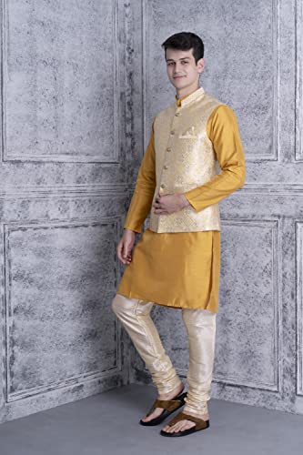 Image of Ethluxis Men's Silk Blend Kurta Set