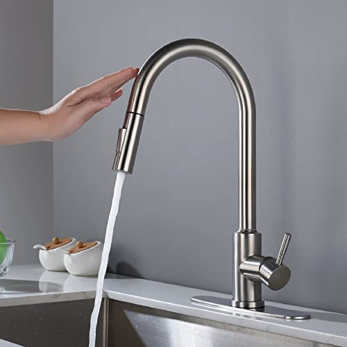 Robinet de cuisine tactile : fini les traces de doigts sur l'évier