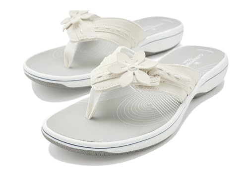 Image of Clarks Women's Breeze Opal Cloudsteppers Flip-Flop | Casual Sandals