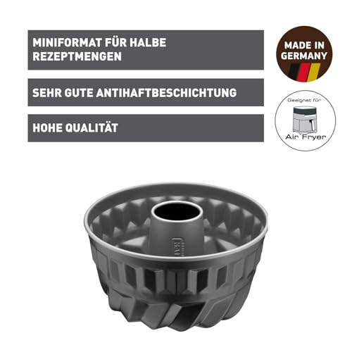 Foto von ORIGINAL KAISER Inspiration Mini Bundform 16 cm, kleine Gugelhupfform, Antihaftbeschichtung, Springform klein für 1/2 Rezeptportion, geeignet für die Heißluftfritteuse, Schwarz