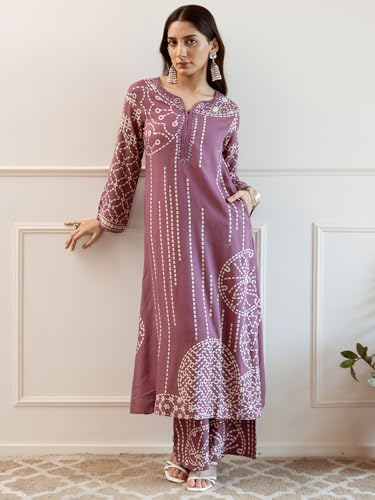 Image of INDO ERA Women's Green Viscose Rayon Printed Straight Kurta & Pant Set (IEOUT6940)