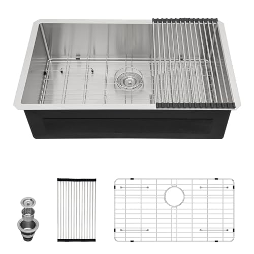 IOROYO 32-Inch Stainless Steel Undermount Kitchen Sink