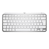 Klein, aber leistungsstark: Ein Layout, das auf mühelose Präzision ausgelegt ist, und sich durch seine tragbare, minimalistische Form auszeichnet. Nehmen Sie die ergonomische Tastatur mit auf Reisen oder wo auch immer Sie Ihre Arbeit erledigen.