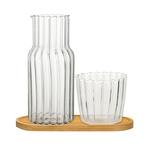 BFYDOAA Jarra de agua para mesita de noche y taza de cristal, jarra de mesa de noche de 20 onzas con vaso y paleta de madera para dormitorio de invitados, baño, sala de estar