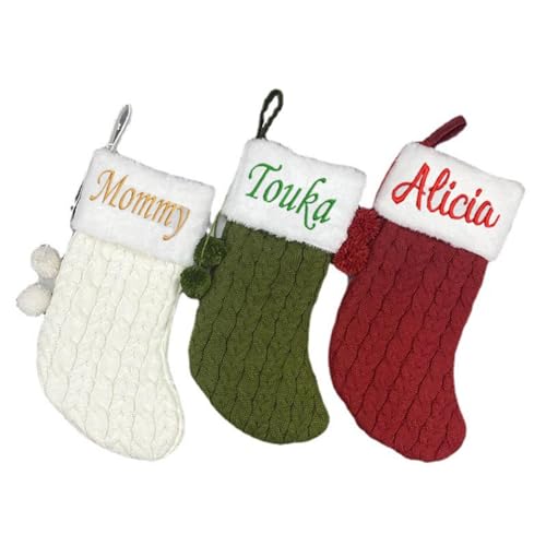 Chaussettes monogrammées de Noël REEG pour sublimer votre décoration de cheminée