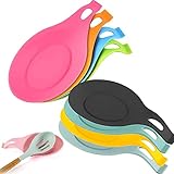 Material Premium: El práctico reposa cuchara está hecho de silicona de alta calidad, con 8 colores diferentes. El material de silicona es suave, duradero, resistente al calor y reutilizable, lo que reduce el desperdicio de servilletas y toallas de cocina.