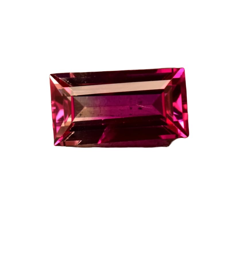Saphir Padparadscha naturel taillé en émeraude pour la haute joaillerie créative