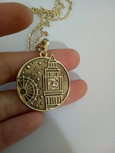 London's Big Ben Clock Tower Charm Necklace for Travel Gift (Gold)3