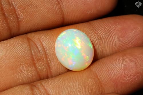 Opale éthiopienne blanche naturelle ovale pour création de bijou unique de mariage