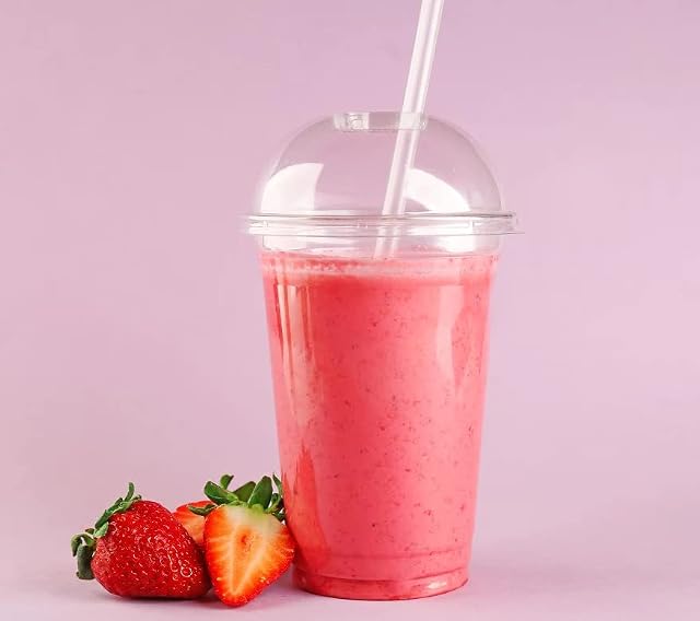 Pack of 50 Strong Plastic Smoothie Cups 20 Oz | 570ml with Dome Lid Ideal for Smoothies Milkshakes and Thick Shakes, Ice Crème Cups for Bars & Restaurants, Summer, Beach Party