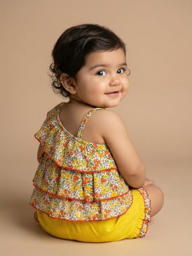 Image of Nautinati Girls top and shorts set(NNIGCS00266-9-12M Yellow 9-12M)
