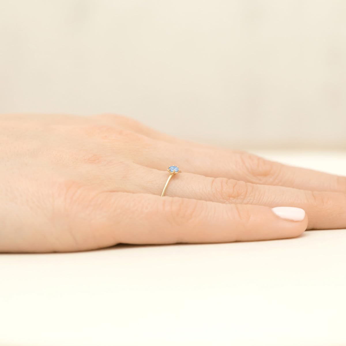 MARKO Courting - Anello di fidanzamento da donna in vero oro 375 con zirconi, gioiello senza tempo per uomo e donna, in diversi colori