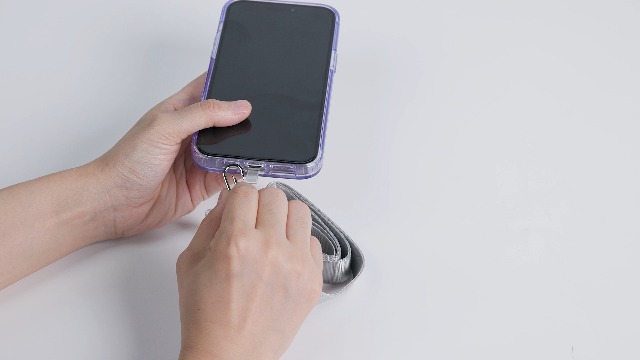 FUNNETOYU - 2 Patches Transparents Universels Pour Attacher Une Lanière à Ton Téléphone - Faciles à Coller, Compatibles Avec La Plupart Des Smartphones