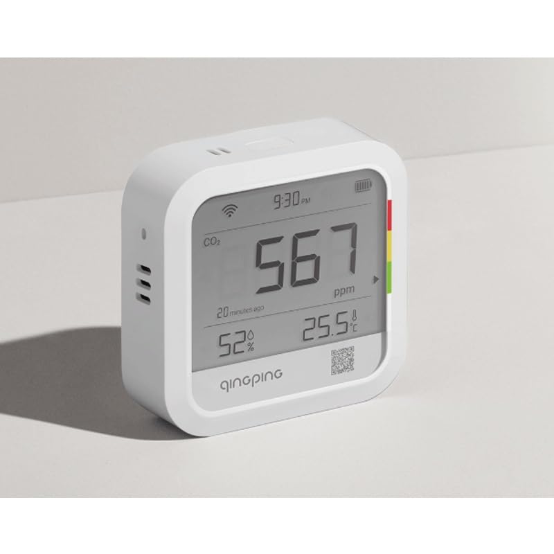 Humidity Temperature Detector for High Precision Remote Monitoring of Indoor Greenhouses