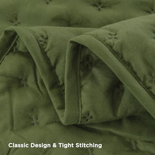 Image of Andency Green Queen Size Quilt Bedding Set (90x96 Inch), 3 Pieces Soft Lightweight Bedspread Coverlet, Boho Summer Quilt Queen Size for All Season
