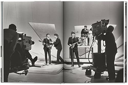 Harry Benson. The Beatles Relié – Illustré, 12 octobre 2022 - Les Beatles, Paul McCartney, John Lennon, RIngo Starr, George Harrison Harry Benson. The Beatles Relié – Illustré, 12 octobre 2022 – Image 5