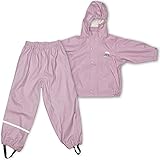 Regenanzug bestehend aus Regenjacke und Latzhose bzw. Hose mit Taillenbund (ab Größe 110). Atmungsaktiv, wind- und wasserfest. Wassersäule: 5000 mm. Versiegelte Nähte. Abnehmbare Kapuze und Kragen mit Fleece-Futter, Elastischer Ärmel Bund mit Klettverschluss.