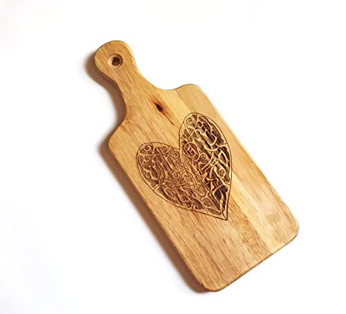 Lyoncraft CBHR01 Celtic Heart Engraved Wooden Cheese Board