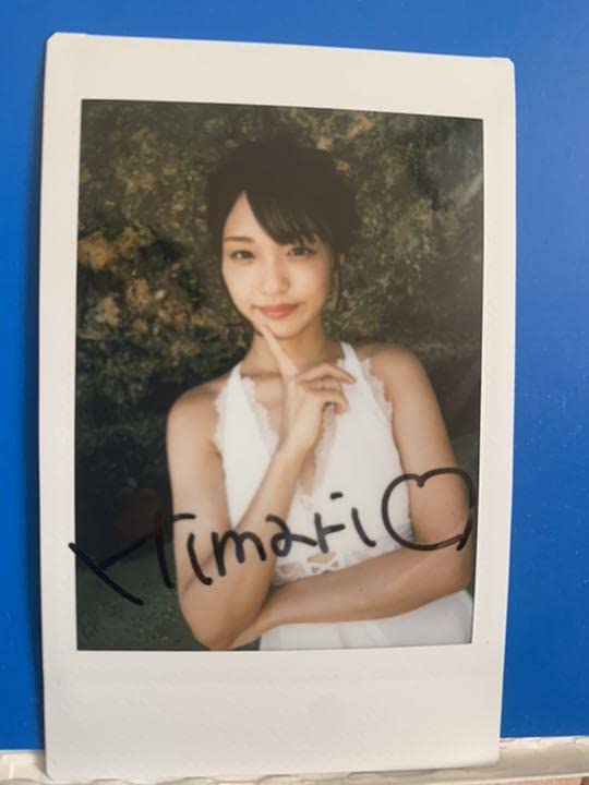 Amazon | 木下ひまり（花沢ひまり）直筆サイン入りチェキ セクシー女優