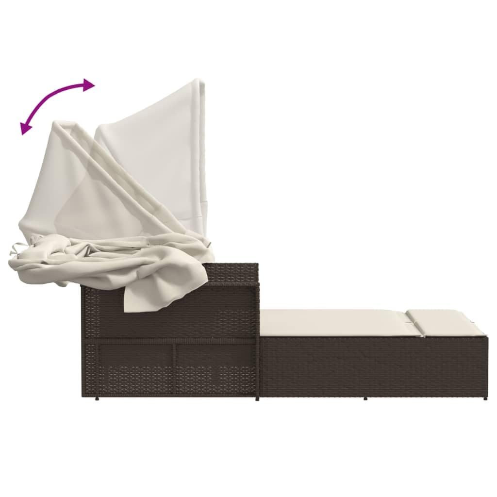 Letto matrimoniale da esterno con baldacchino e cuscini, mobili da giardino regolabili in rattan marrone, chaise longue per rilassarsi e prendere il sole