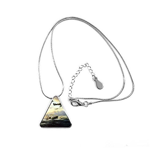 Collier pendentif triangle bataille navale et combat aérien Seconde Guerre Mondiale pour homme