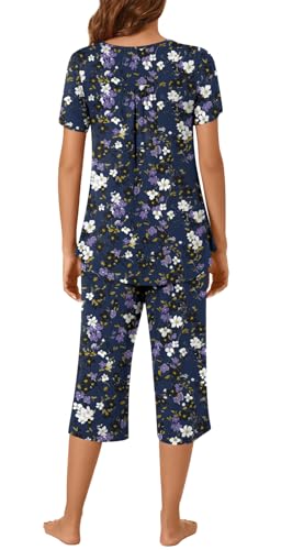 Image of Womens Summer Pajama Sets 2 Piece Short Sleeve Top and Capri Pants Plus Size Ladies Lounge Pjs Sets with Pockets