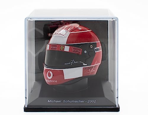 Collezione dei caschi dei piloti che hanno fatto la storia della Ferrari