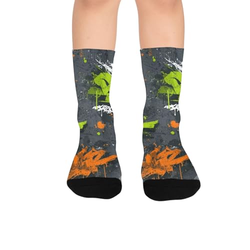 susiyo Graffiti Spray Green Hiking Socks Boy Girls - Cushioned Crew Socks for Kids Soft, Breathable & Seamless Toe for All-Day Comfort