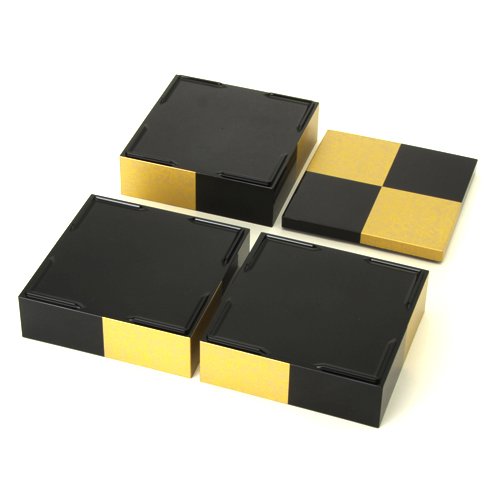 Amazon.co.jp: みよし漆器本舗 5寸 三段重箱 市松GOLD 黒 お重箱 箱膳