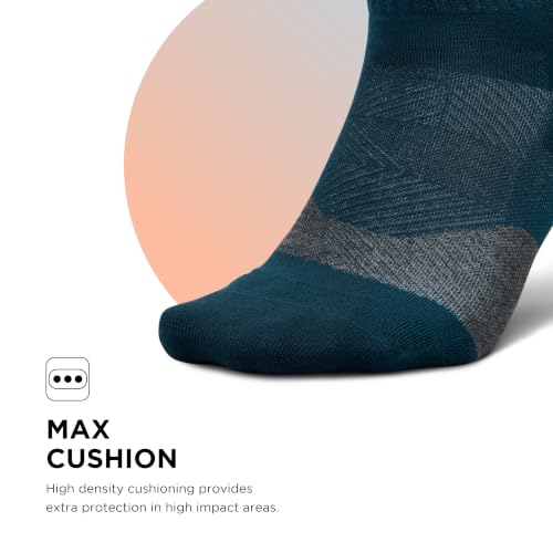Image of Feetures Elite Light Cushion Mini Crew Sock - Sport Sock with Targeted Compression