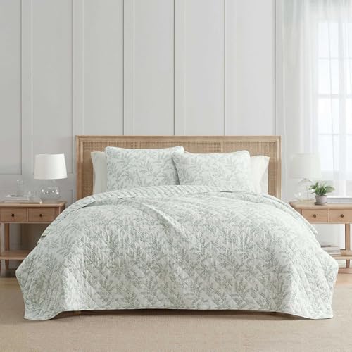 Image of Martha Stewart - Queen Quilt Set, 100% Soft & Breathable Bedding with a Lightweight Feel for Year Round Comfort, 2 Piece Bed Set with Matching Pillowcase (Murray Leaves Green)