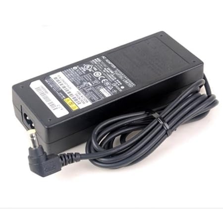 Amazon.co.jp: 富士通純正多機種対応可能電源ケーブル/LIFEBOOK S761/D