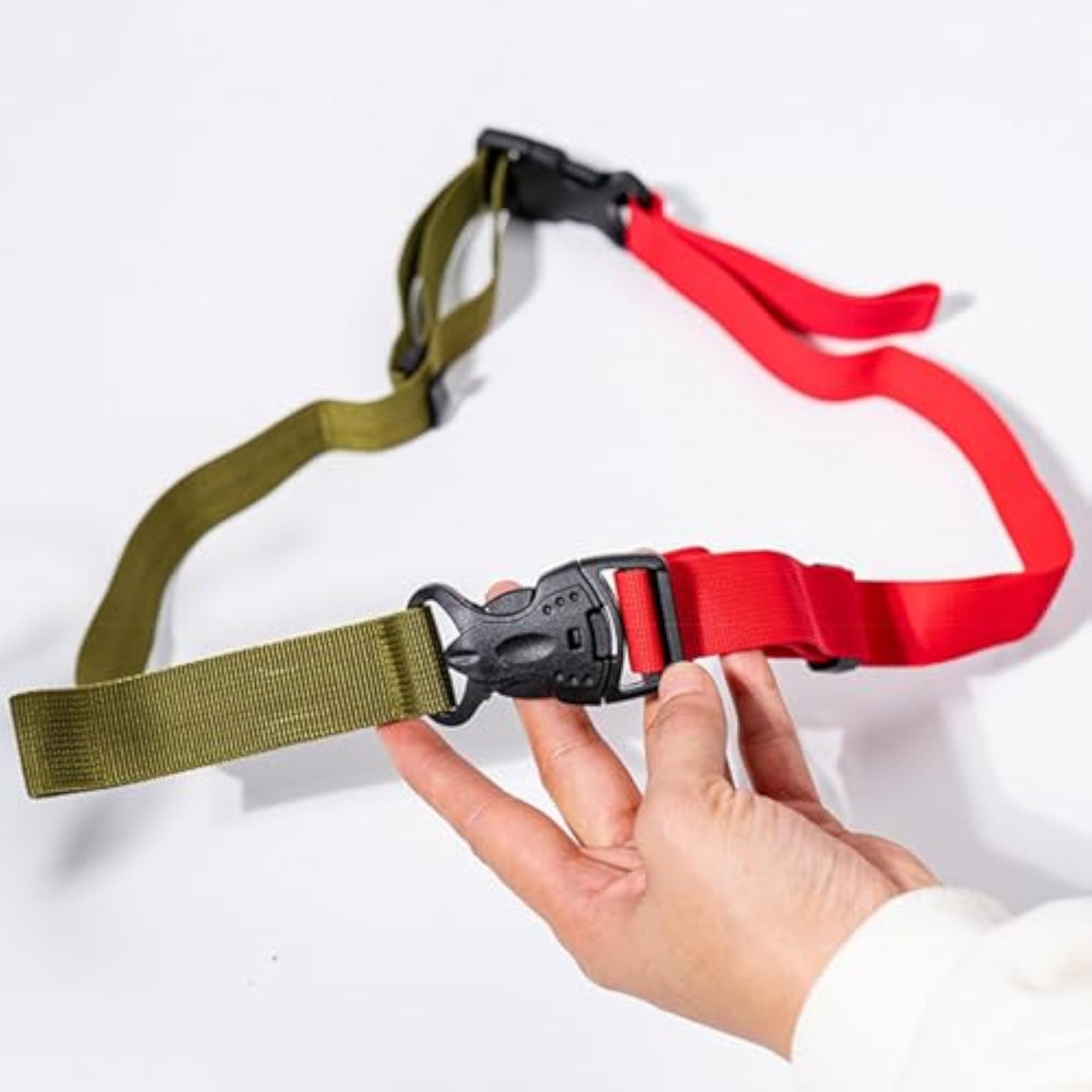 Versatile Luggage Strap to Connect Bags