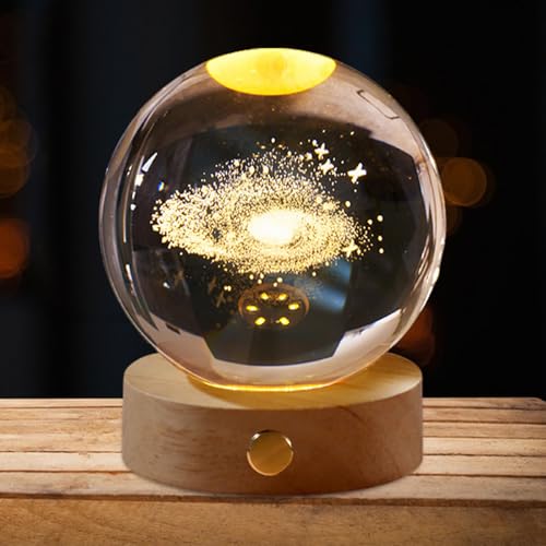TZQFROCE 3D Kristallkugel Nachtlicht mit Holzsockel 6cm 3D Galaxie Kristallkugel Kreative Nachtszene Astronomie Ball Planeten Lampe für Weihnachten Geburtstag Home Dekor