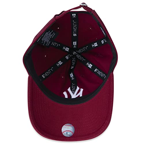 Bone New Era Feminino 9TWENTY Strapback MLB New York Yankees Aba Curva Vermelho Escuro