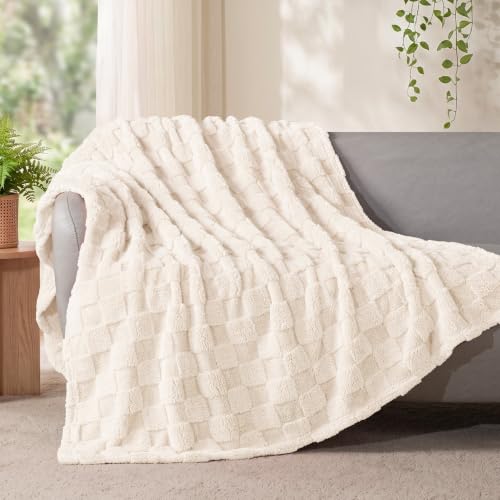 Exclusivo Mezcla 3D Checkered Fleece Throw...