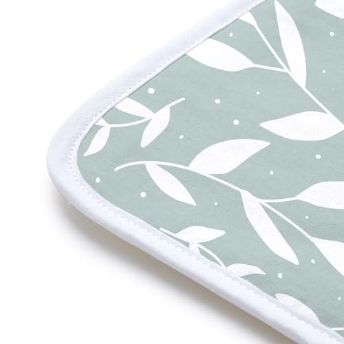 Image of Encasa XO Ironing Mat, 3mm Felt Padding, Silicone Iron Rest Green