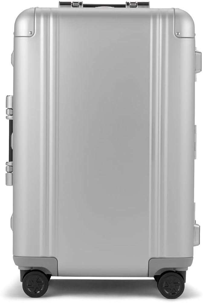 Amazon.com | Zero Halliburton Classic Aluminum 3.0 Medium