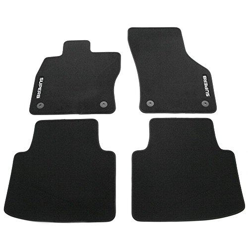 Tapis de sol Skoda Superb Prestige en velours textile pour vos trajets quotidiens en famille