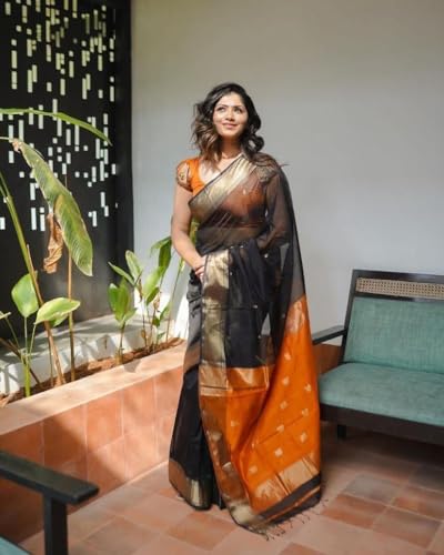 Image of Women's Banarasi Style Pure Kanjivaram Silk Jacquard Kanchipuram Pattu Saree With Un-Stiched Blouse (BLACK)