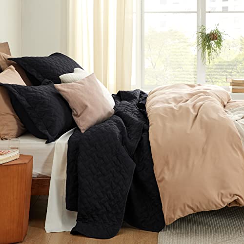 Image of Bedsure Quilts King Size - Lightweight Bedspreads King Size with Basket Weave Pattern, Soft Quilt Bedding Set, Black Comforter Set Coverlet for All Seasons with 2 Pillow Shams (106 inch x 96 inch)
