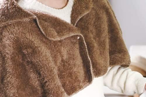 Amazon｜[ハック] フリースポンチョ 3682 ブラウン ワンサイズ｜着る