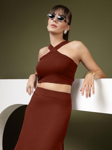Image of OOMPH! Women Stretchable Relaxed Fit Crop Top With Stylised Shoulder Straps
