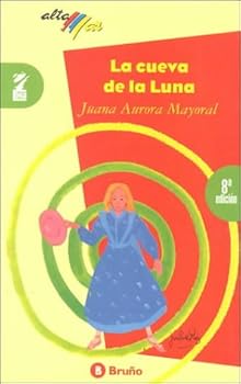 Paperback La Cueva de la Luna [Spanish] Book