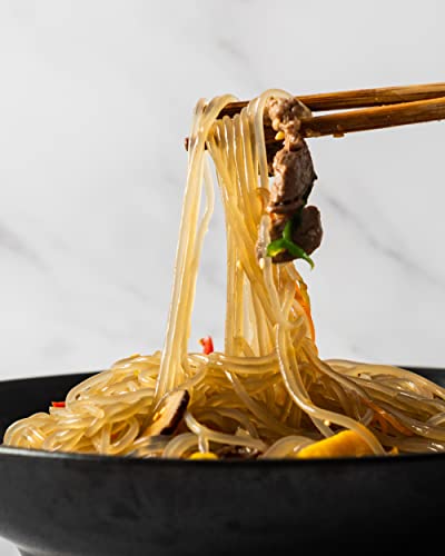 Sempio Japchae Sauce (60g) - Authentische koreanische Küche zu Hause. Süßer & herzhafter Geschmack für gebratene Nudeln